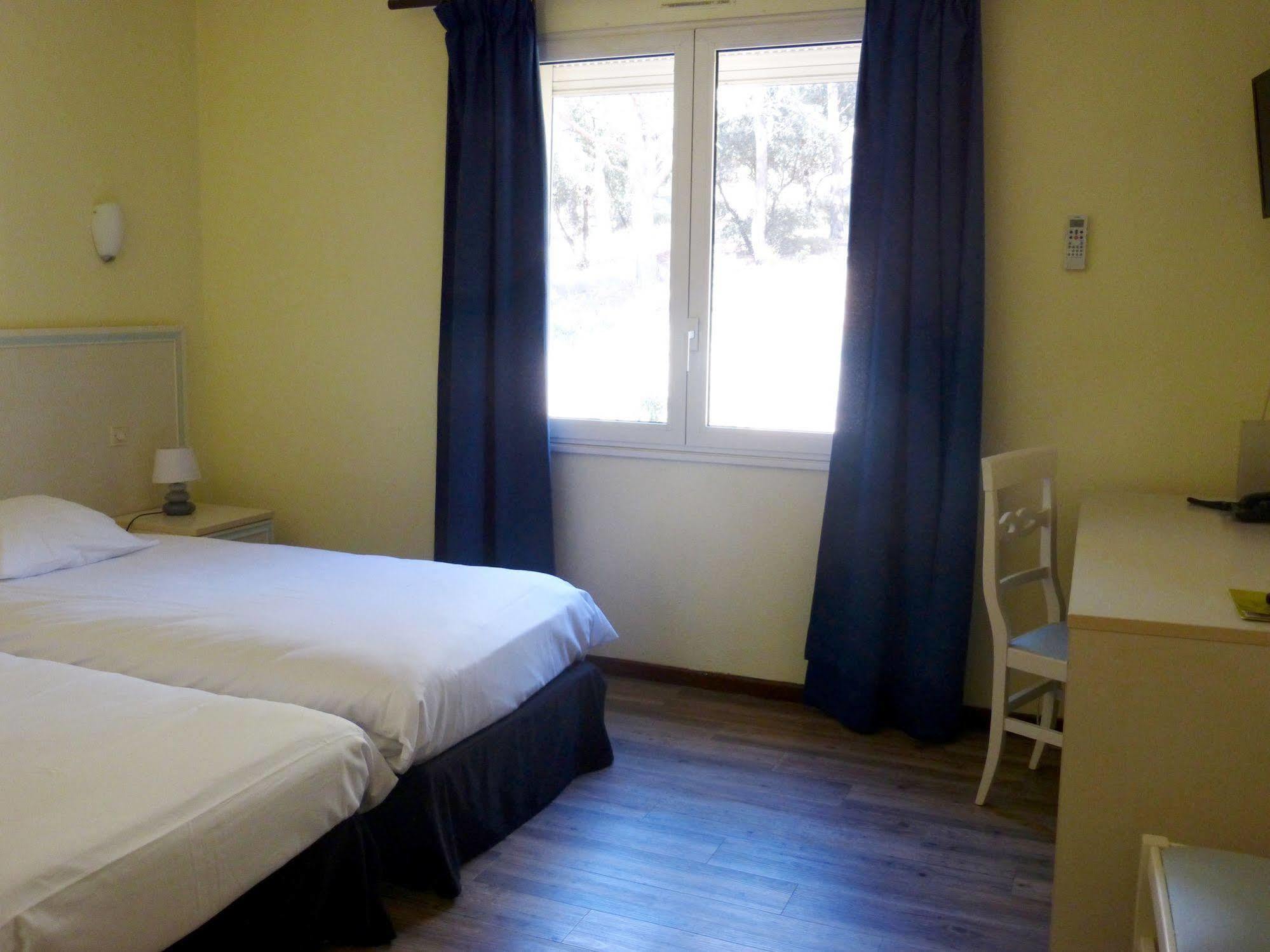 Best Western Domaine De Roquerousse 살롱드프로방스 외부 사진